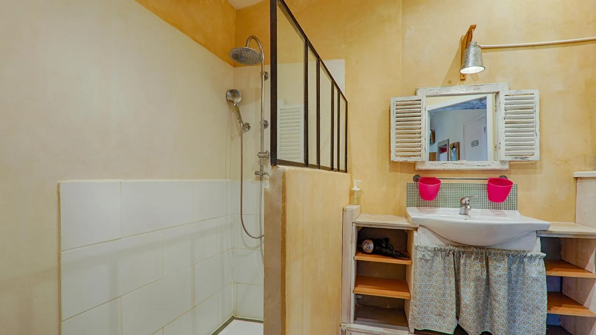 Holiday home Gite La Laiterie Saint-Martin-le-Superieur
